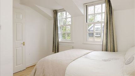 Gladstone Mews - typical bedroom