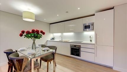 Kitchen/Dining Area